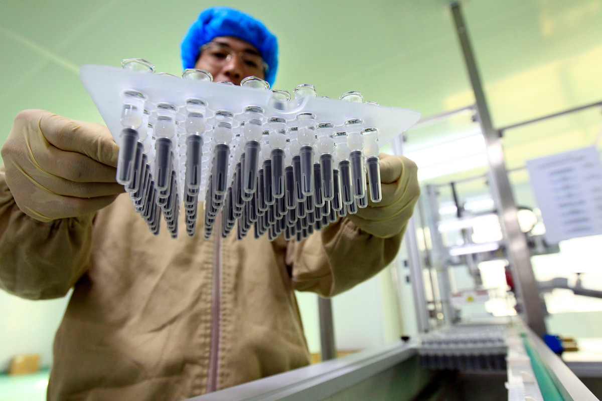 AstraZeneca’s COVID-19 vaccine partner in China plagued by
scandal 1