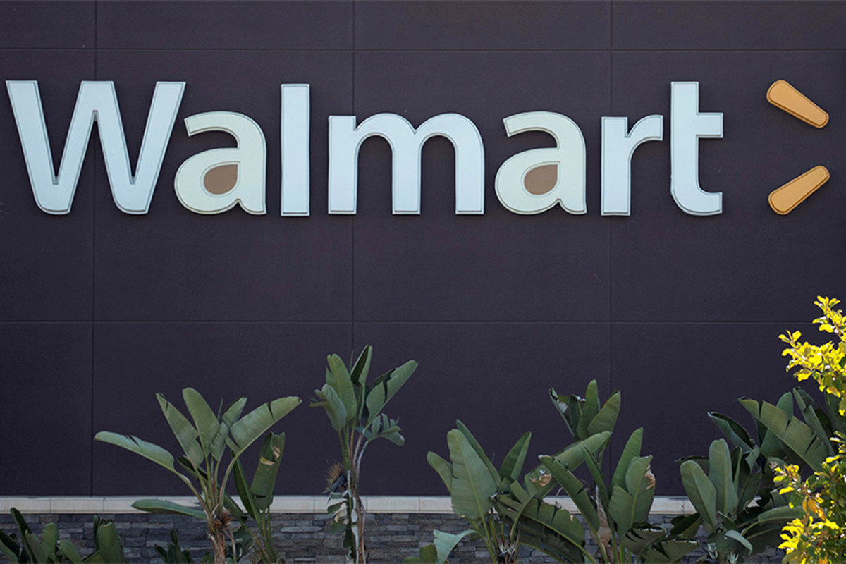 Walmart to give COVID-19 vaccine following FDA
approval 1