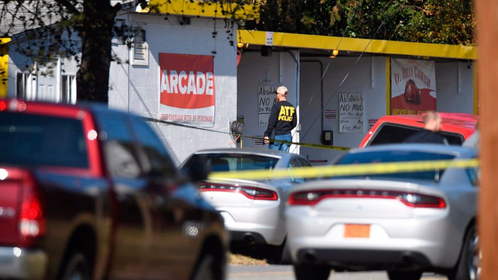 North Carolina police officer killed in overnight
shootout 1