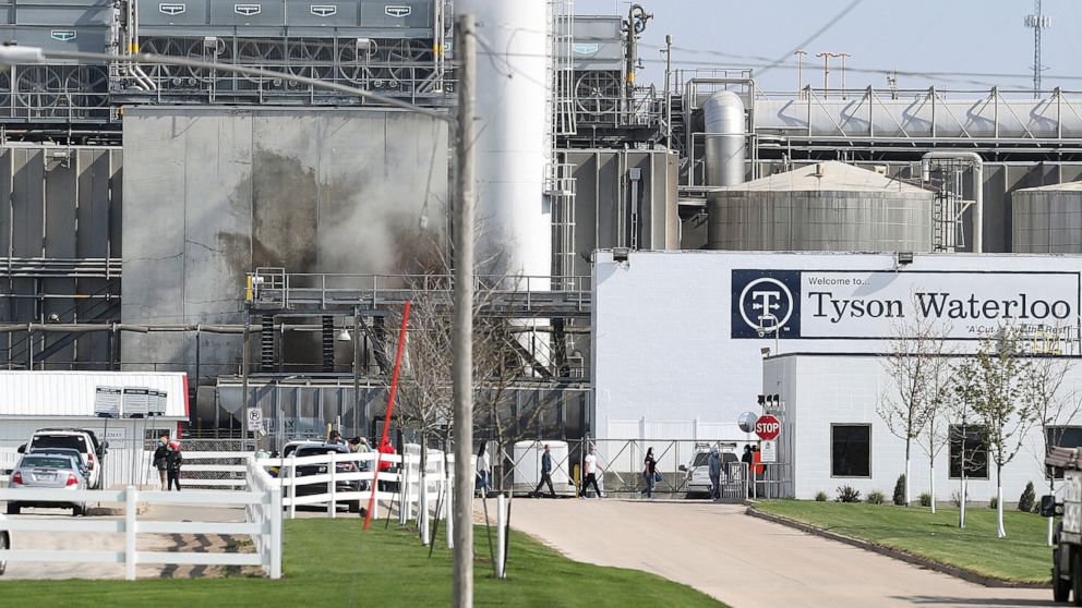 Fired Tyson boss says COVID office pool was a 'morale
boost' 1
