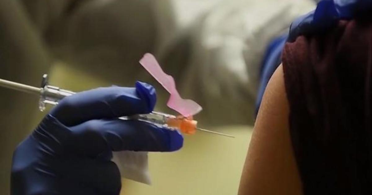 Eye Opener: FDA panel recommends authorizing Pfizer
vaccine 1