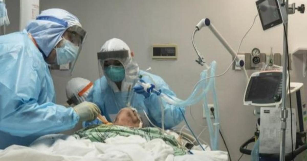 Health officials urge Americans to follow guidelines against
COVID-19 1