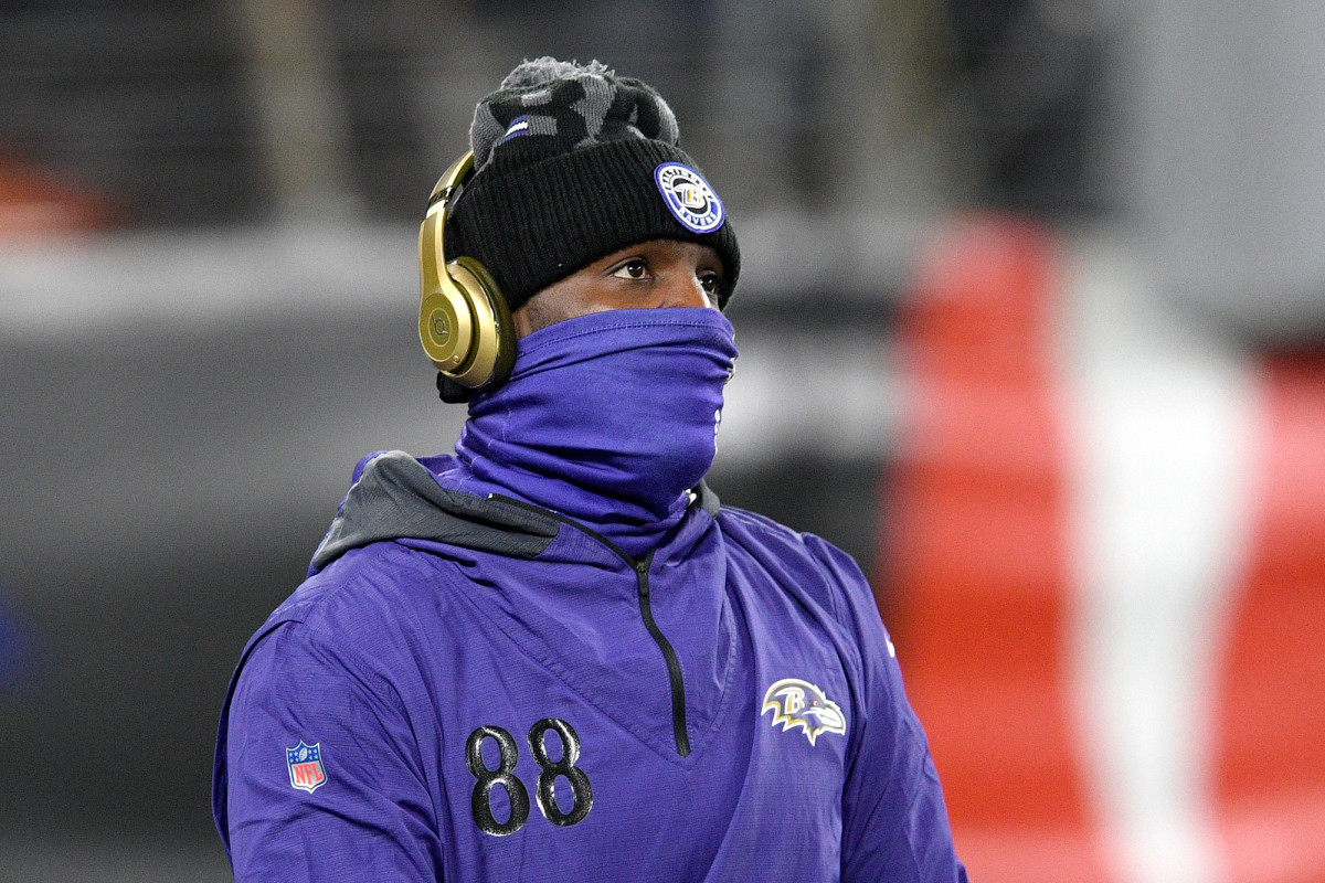 Dez Bryant ‘not excited’ about testing negative for
COVID-19 1