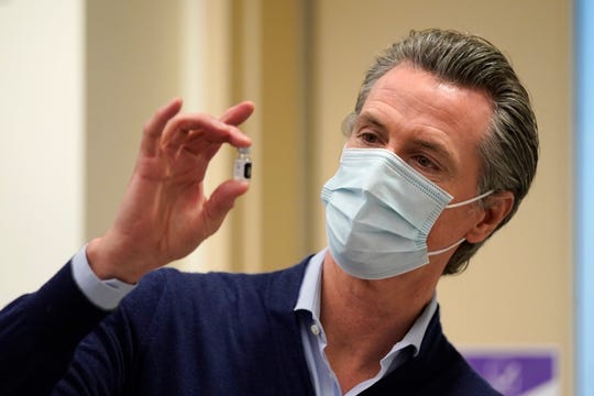 In California: More COVID-19 vaccines arrive as the state
buys more bodybags 1