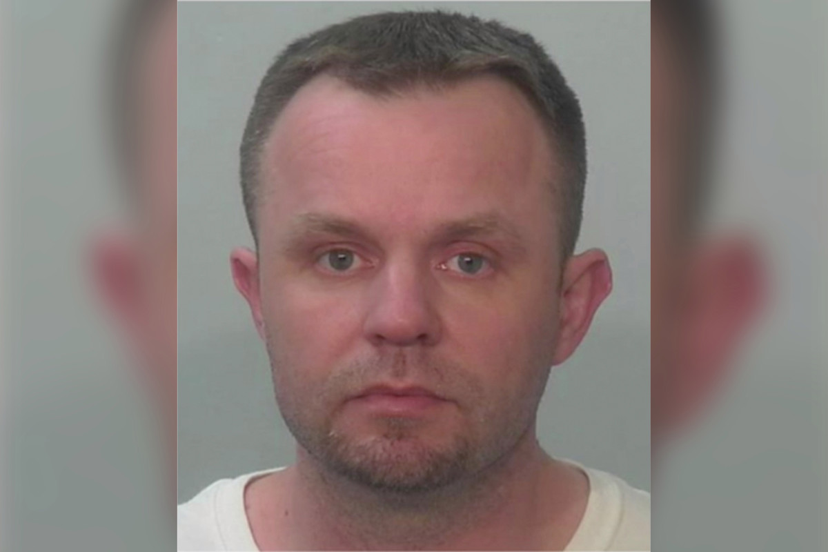 Indiana teacher gets 4 years for sex with girl in
classroom 1
