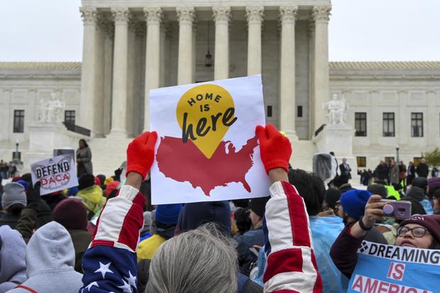Judge orders restoration of DACA, opens program to new
applicants 1