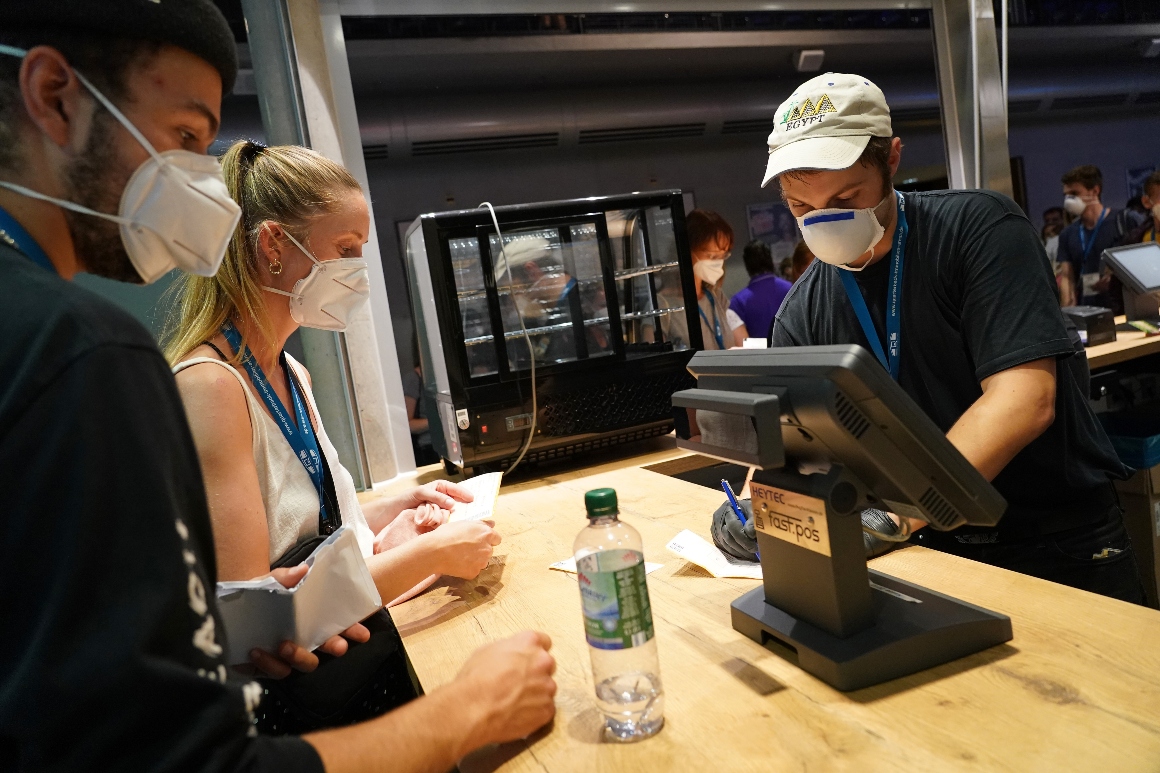 CDC urges for the first time that Americans wear masks
indoors 1