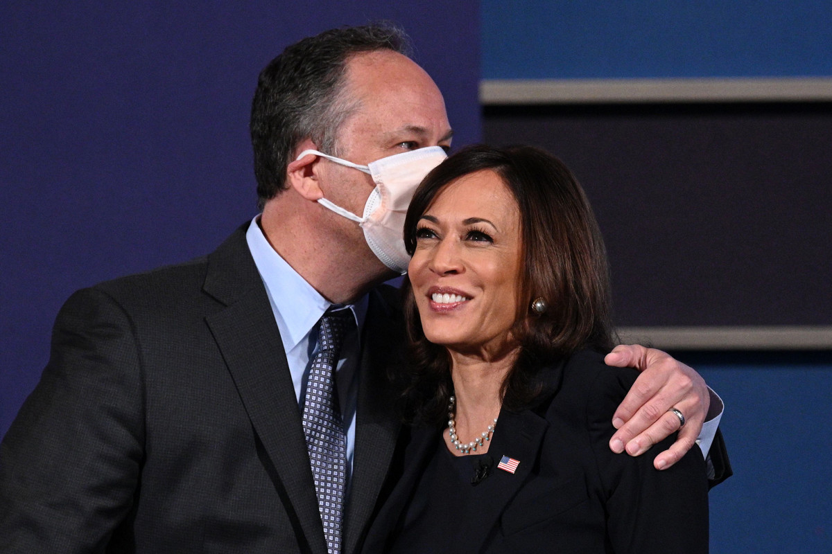 Kamala Harris, husband Doug Emhoff receive COVID-19
vaccine 1