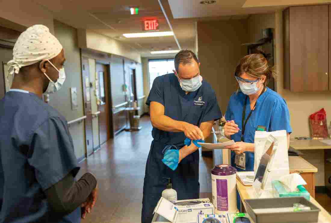 Health Care Workers Try To Bring COVID-19 Patients Joy, Less
Isolation As Life Ends 1
