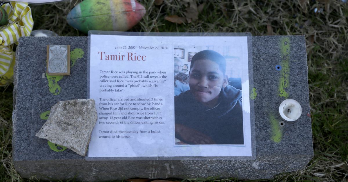 Feds decline charges against officers in Tamir Rice
case 1