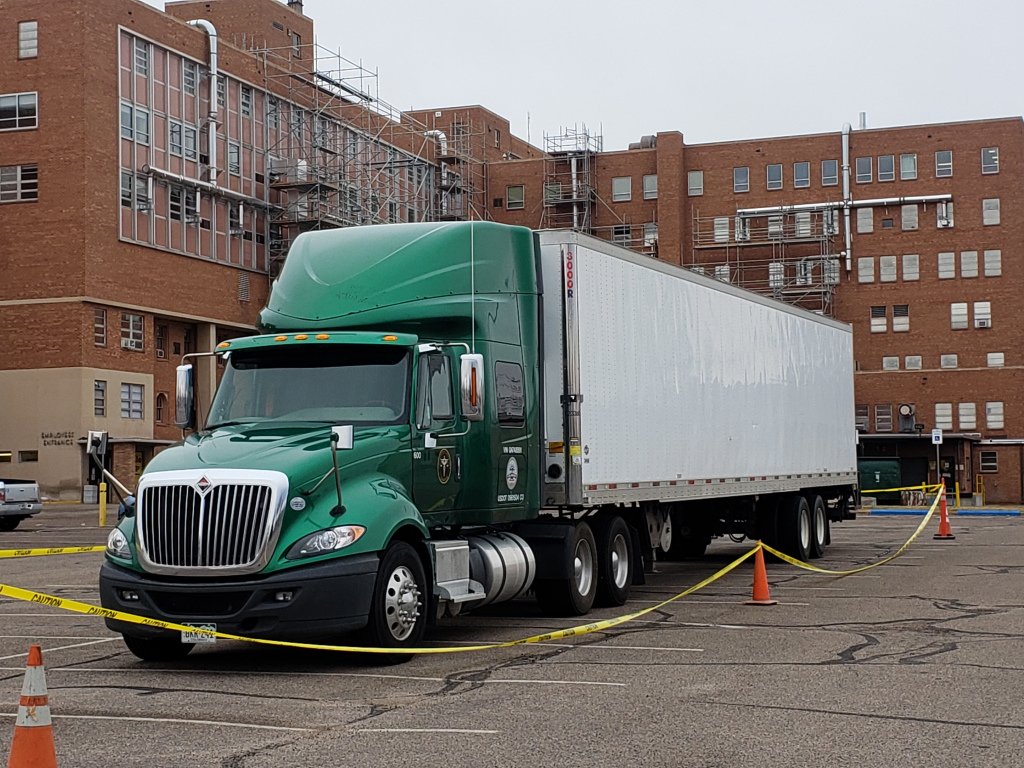 Pueblo County deploys refrigerated truck to store bodies as
COVID-19 deaths increase statewide 1