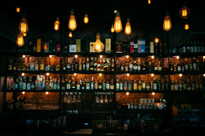 'Autonomous Zone' Bar Shut Down After Ignoring New York's
COVID Lockdown Rules 1