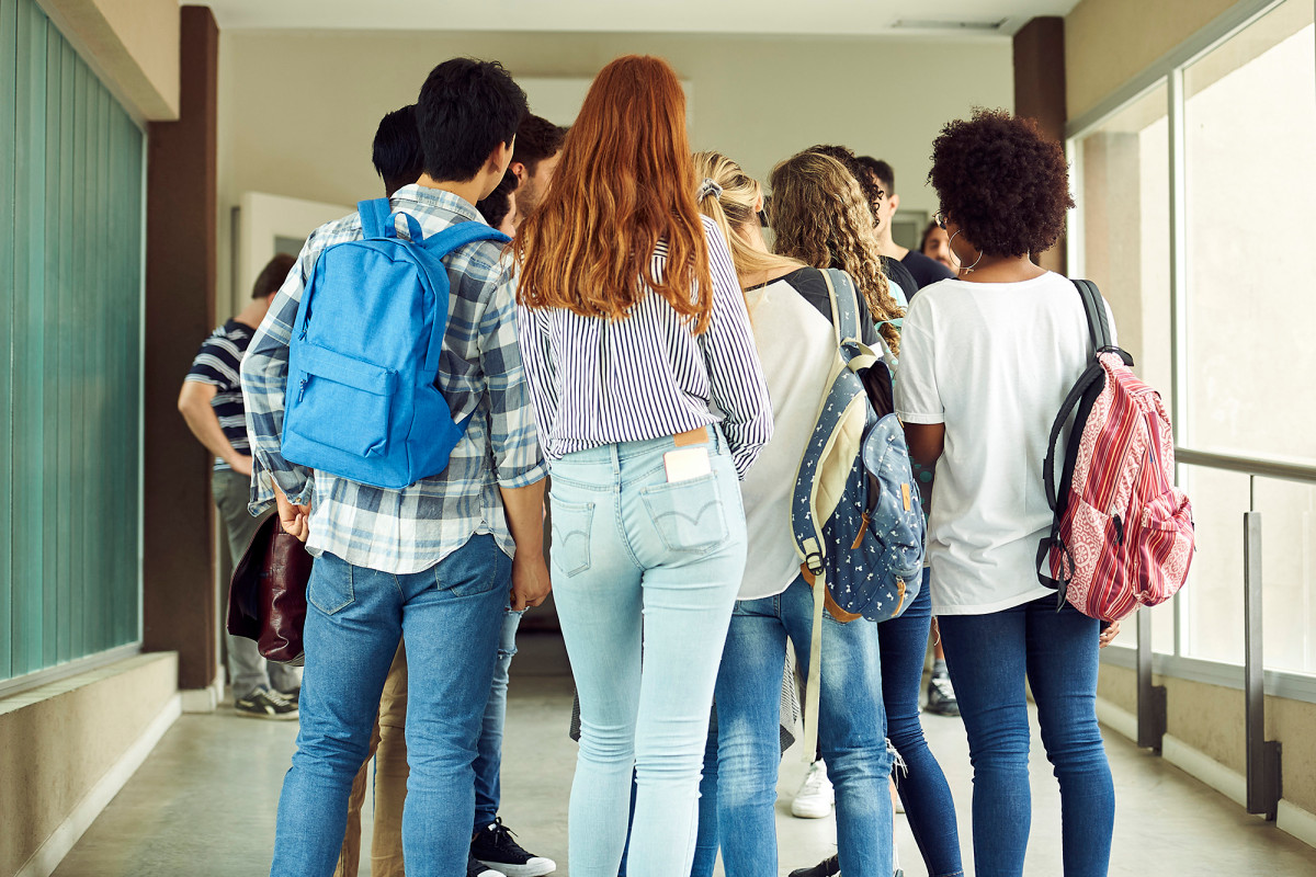 More high school seniors skip out on college planning amid
COVID-19 1
