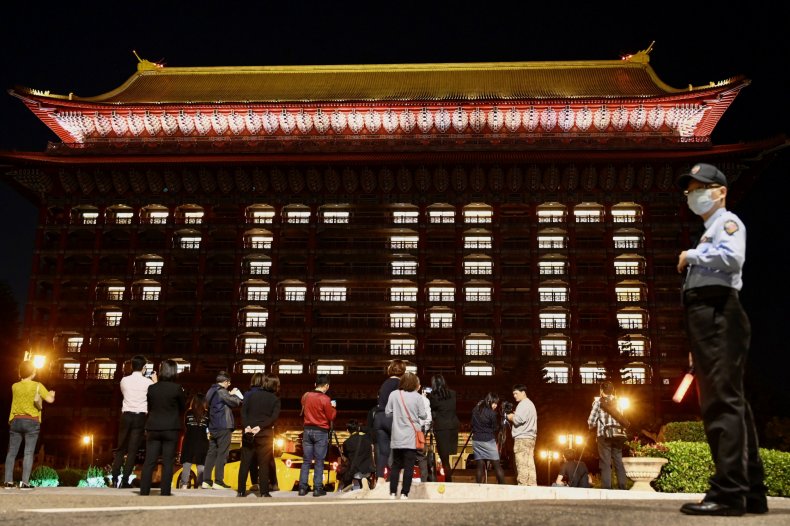 Migrant Worker Fined $3,500 for Breaking Quarantine by
Stepping Out of Hotel Room for 8 Seconds 1