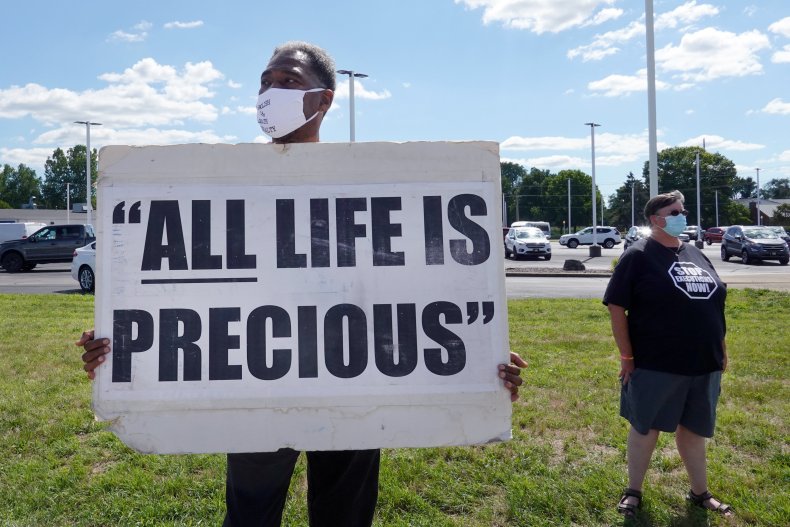 Brandon Bernard Execution Protesters to Tape off DOJ Offices
As Crime Scene 1