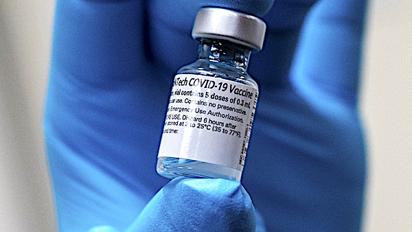 Health-care worker hospitalized for serious allergic
reaction to coronavirus vaccine 1