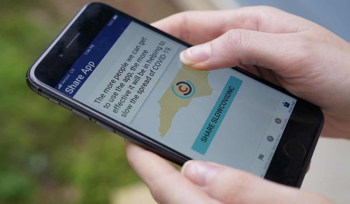 EXPLAINER: How phones can alert you to COVID-19
exposure 1