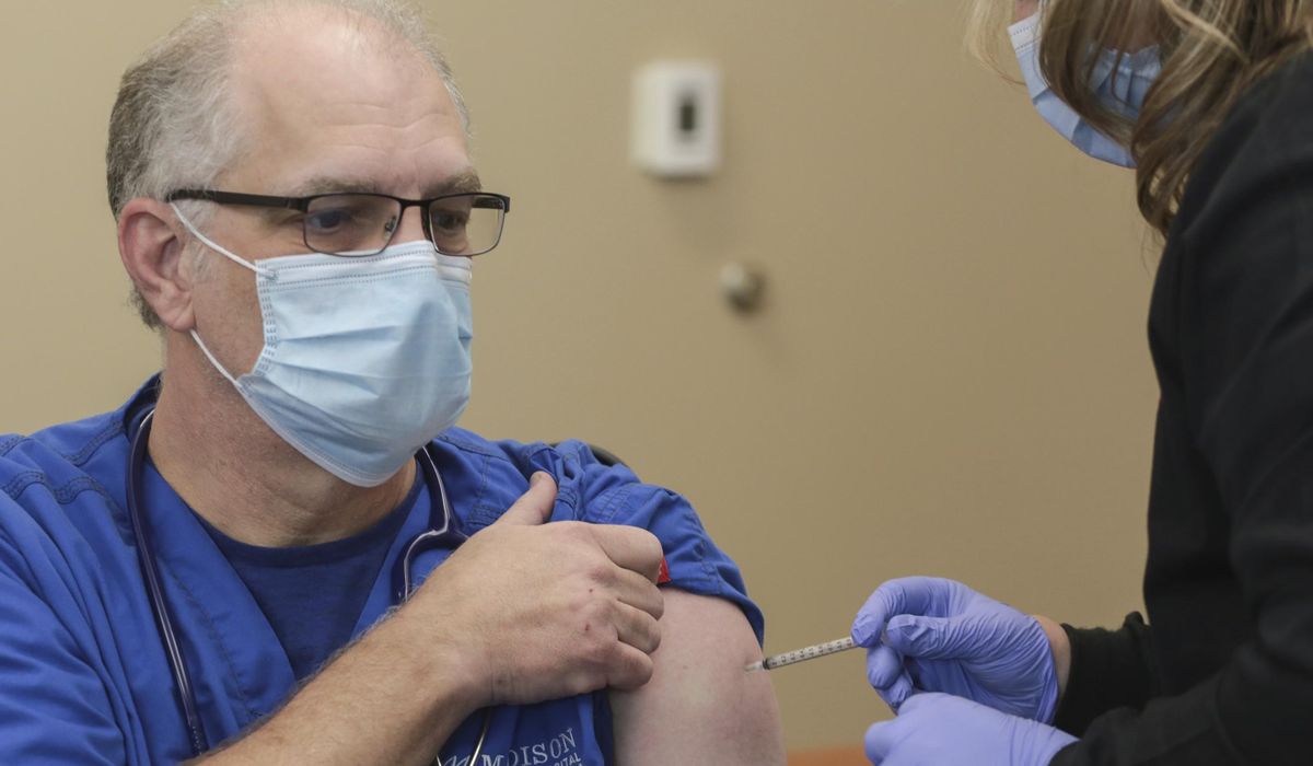 Idaho governor will wait turn to get coronavirus
vaccination 1