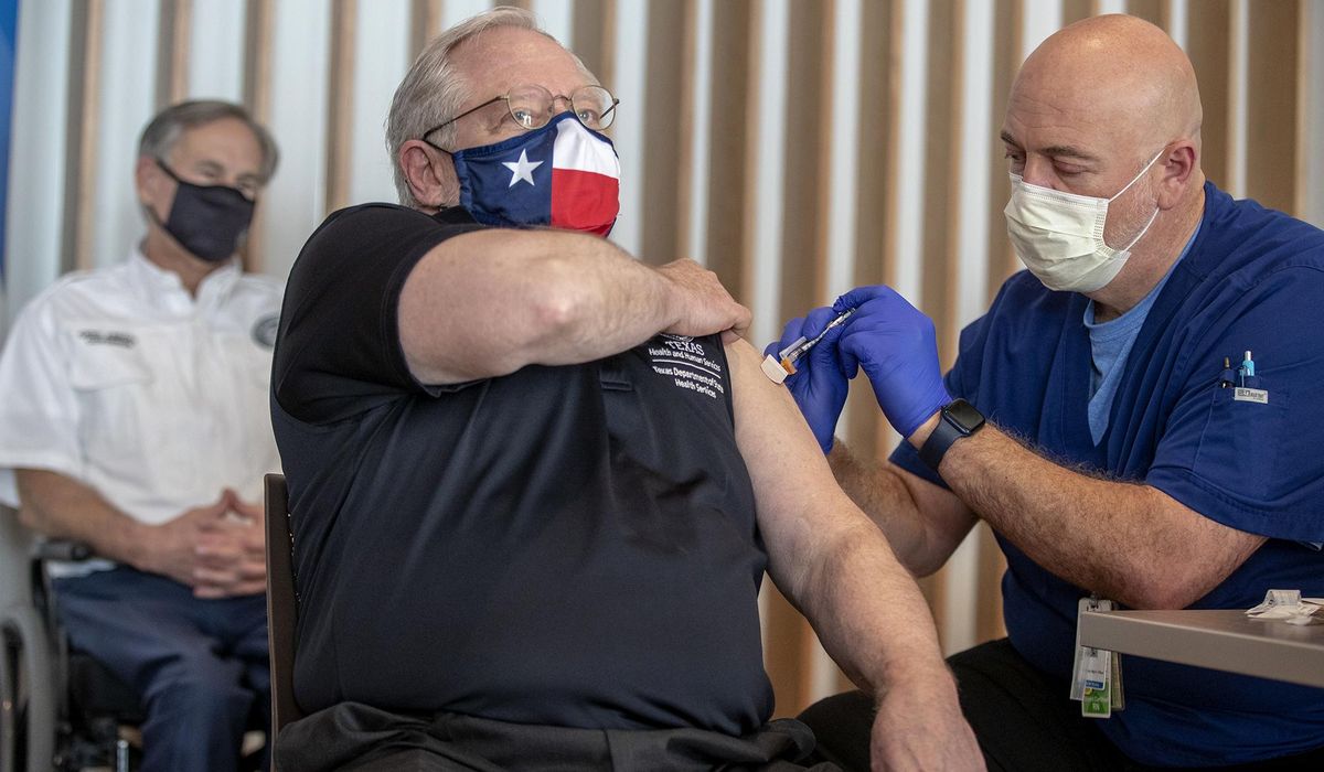Texas hits new record high of COVID-19
hospitalizations 1