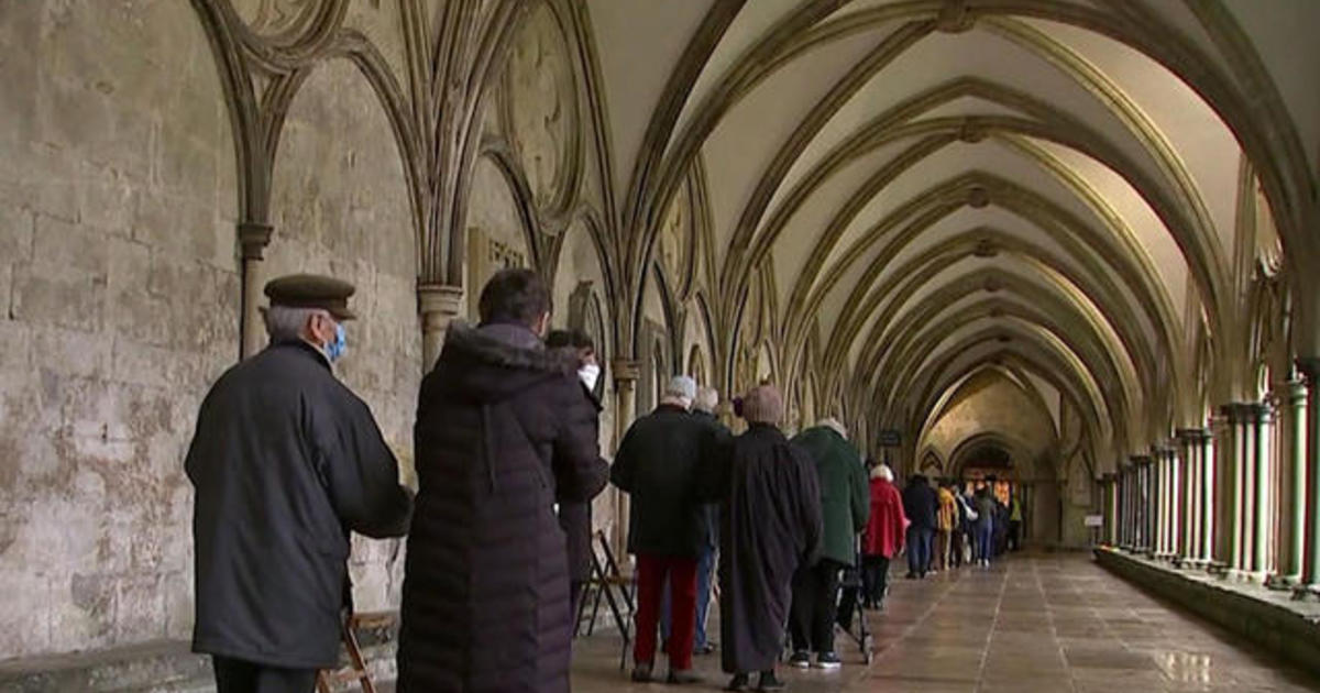 Mass vaccinations in movie theaters, cathedrals and other
venues closed during lockdown 1