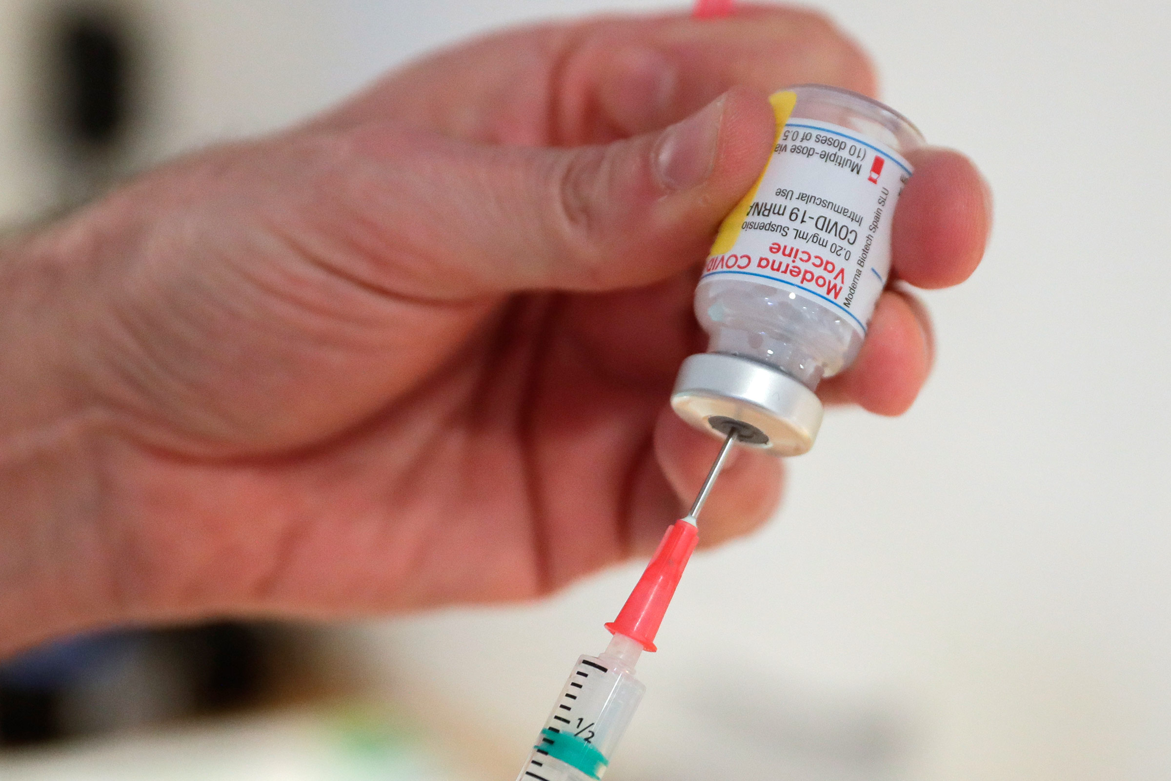 Moderna says its Covid-19 vaccine is expected to protect
against new variants 1