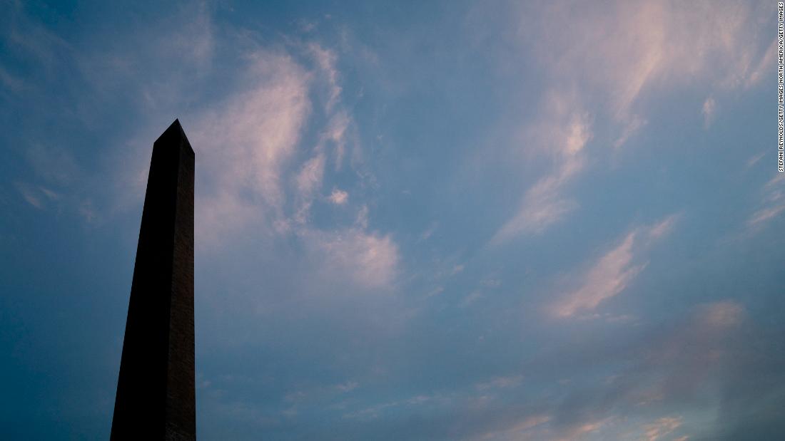 Washington Monument closed 'until further notice' due to
Covid-19 1