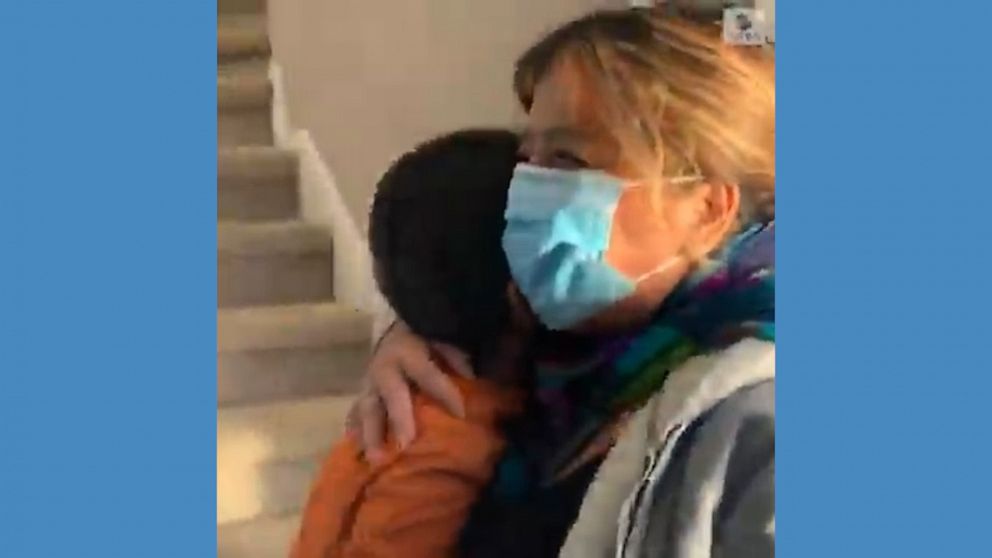 WATCH: Grandma reunites with grandchildren after recovering
from COVID-19 1