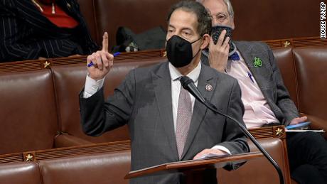 'Blame Trump' defense from alleged Capitol rioters dovetails
with Democrats' impeachment case 1