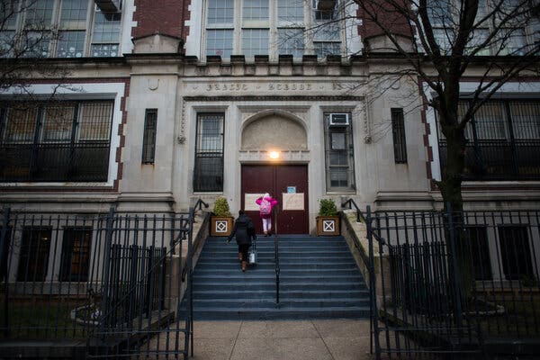 Biden Is Vowing to Reopen Schools Quickly. It Won’t Be
Easy. 1