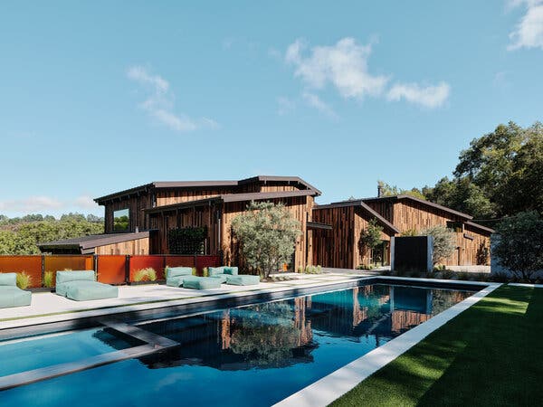 A Bay Area Home Ideal for Lockdown 1