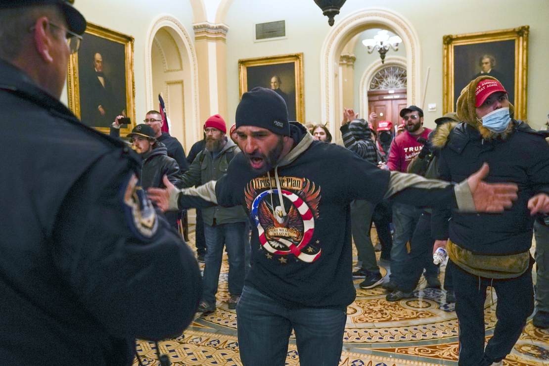 Innocent Until Proven Conservative: Capitol Protesters
Languish in Jail, Are 'Tortured,' While Antifa And BLM Criminals
Walk 1