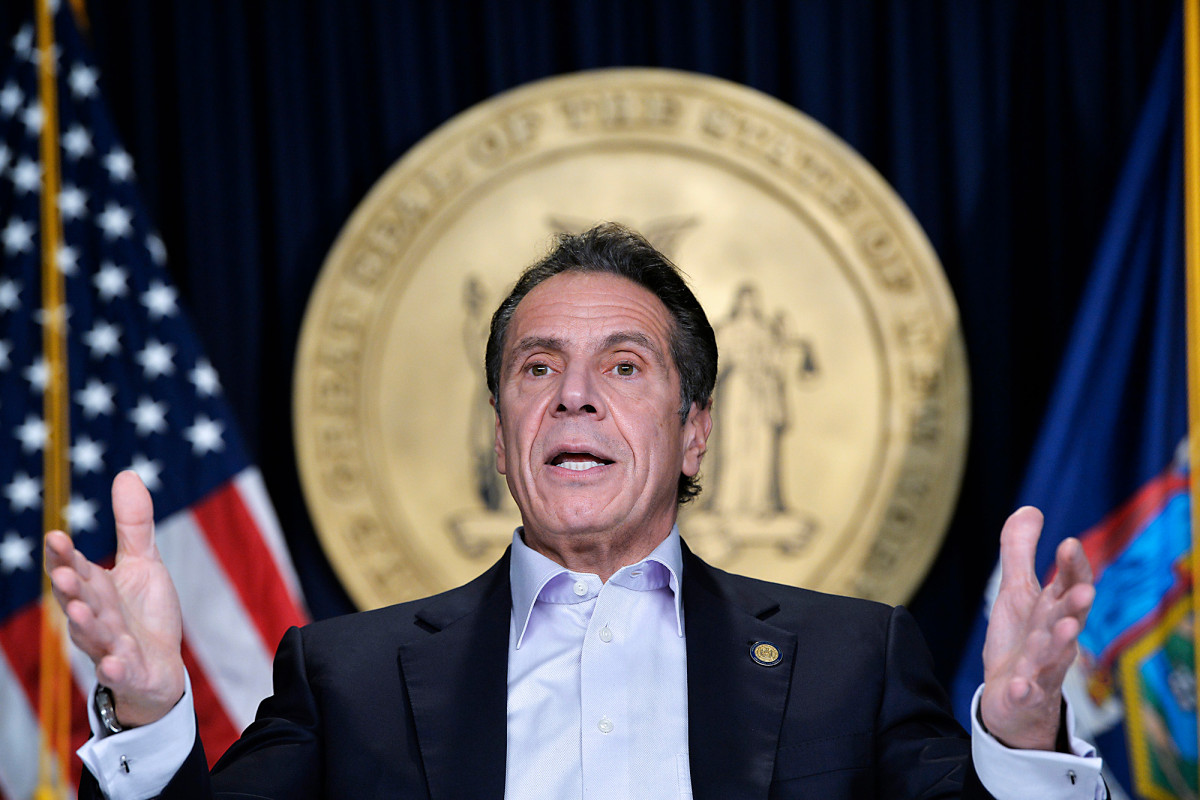 Gov. Cuomo blasted for blaming COVID-19 deaths on
‘incompetent government’ 1