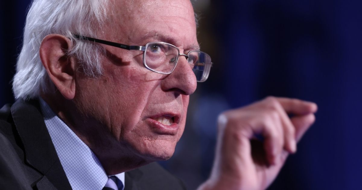 Bernie Sanders Gives Mind-Boggling Reason to Justify Trump’s
Removal from Office 1