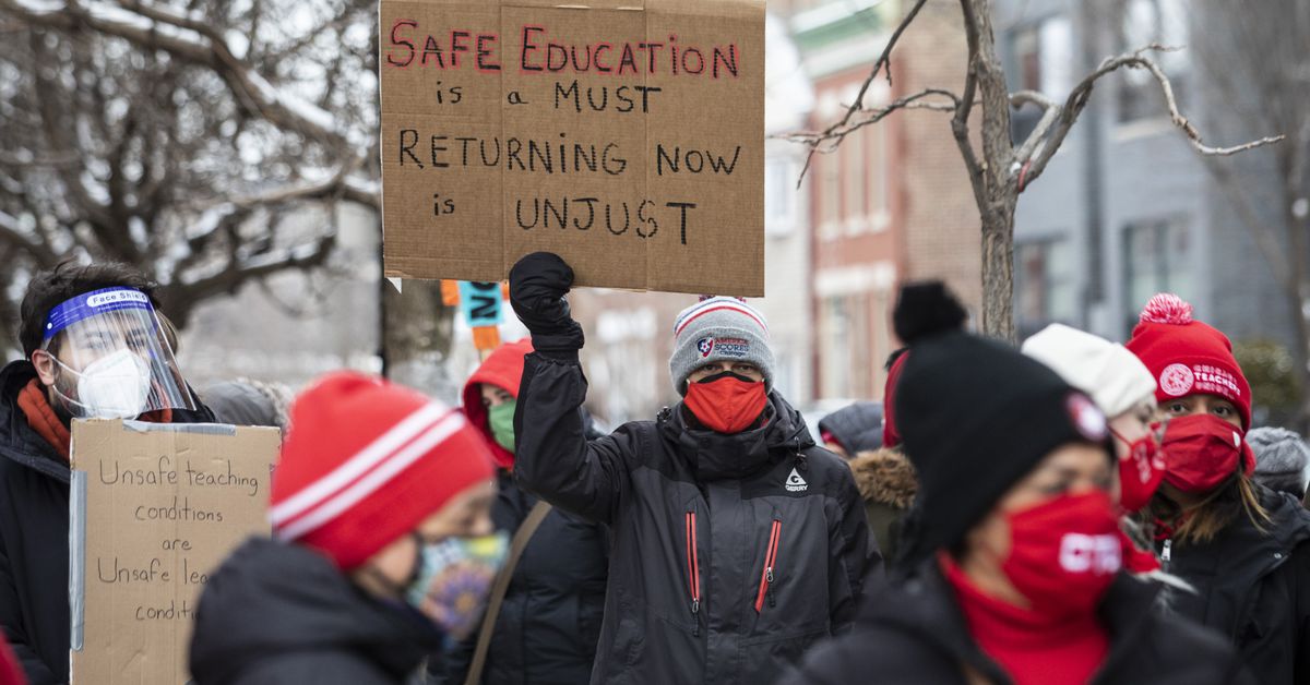 Some charter schools, teachers agree on reopening plans; CTU
wonders why CPS cannot do the same 1