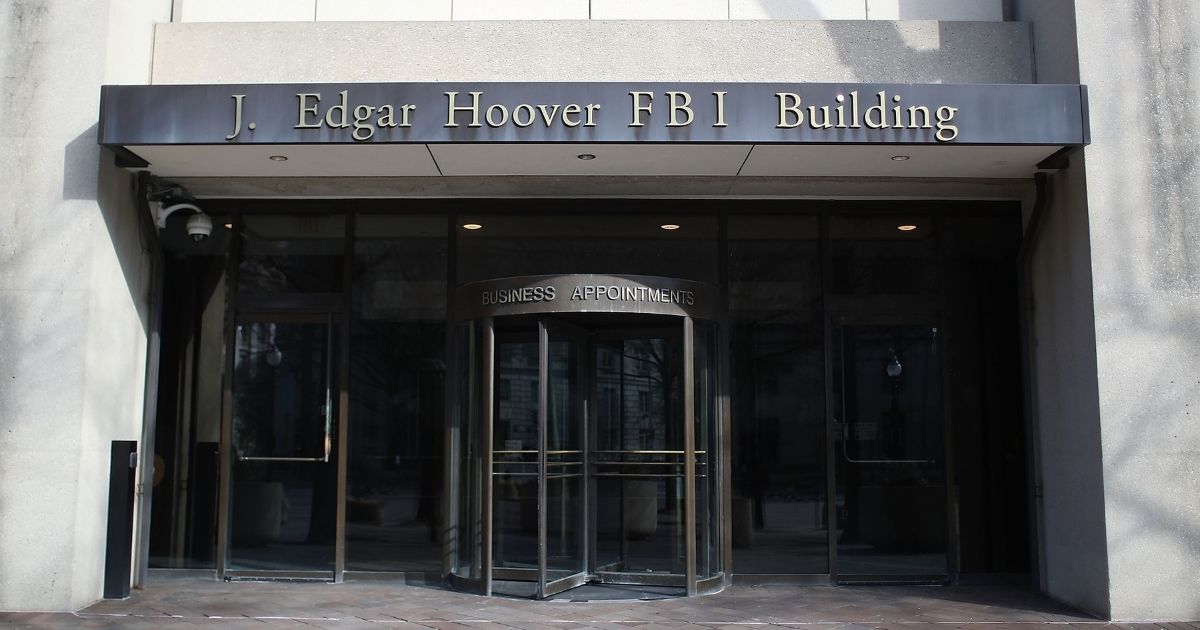 Bombshell Found in Memos Declassified by Trump: FBI
Suspected Foreign Influence in His Opponent’s Campaign, but Here’s
What It Did 1