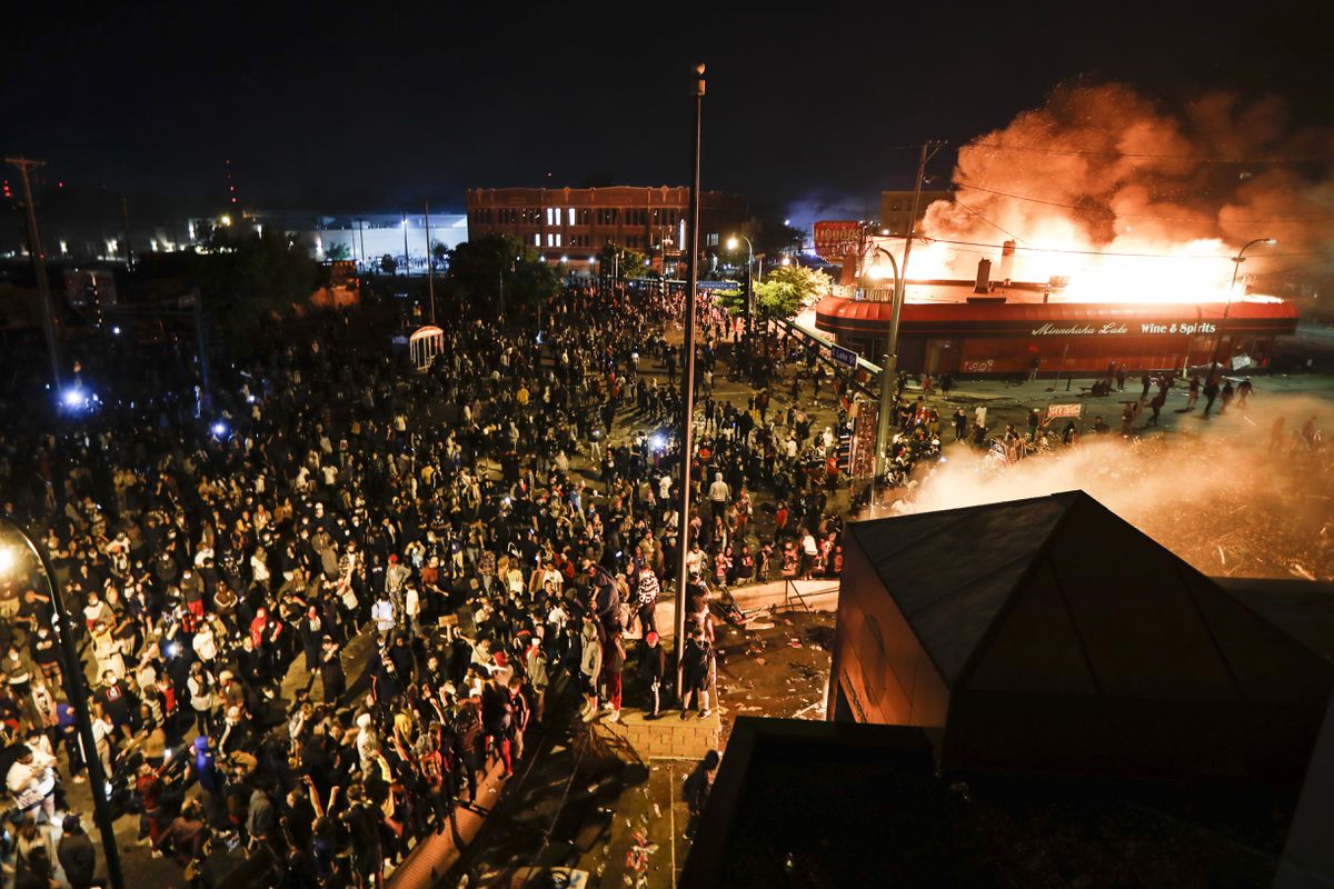 Minnesota man pleads guilty to setting fire inside police
precinct amid George Floyd protests 1