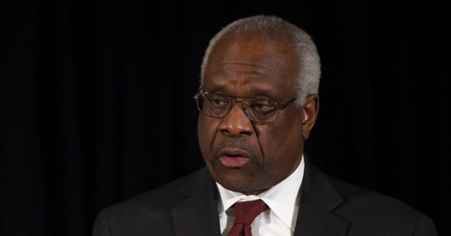 Leftists Target Justice Thomas After Wife’s Alleged Posts on
Capitol Protest 1