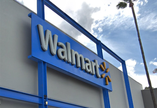 Walmart temporarily shutters its Downey supercenter for
COVID-19 sanitizing 1