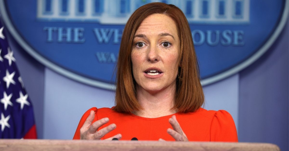 Watch: Fox Reporter Owns Biden Press Sec on Complete Mask
Hypocrisy from POTUS 1