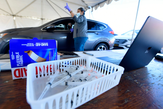 10,000 Riverside County coronavirus vaccination appointments
fill up in 32 minutes — again 1