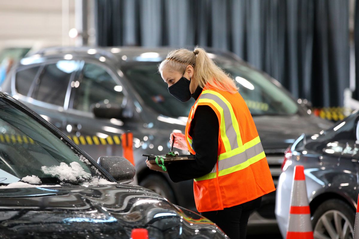 Pritzker says earlier federal notice on COVID-19 vaccine
deliveries should make it easier for providers to schedule
appointments 1