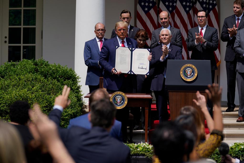 Minority-owned companies waited months for coronavirus
relief loans, data shows 1
