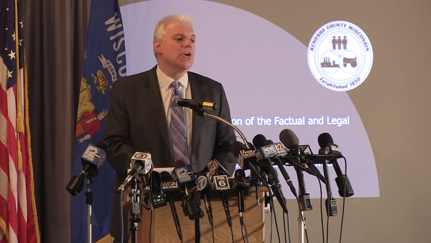 Two Kenosha officers present during Jacob Blake shooting
return to full duty 1