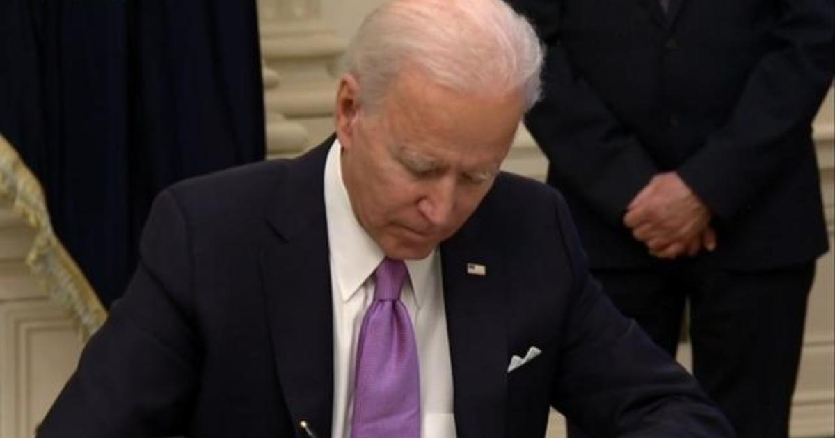 Doctor discusses Biden's COVID-19 plan and latest vaccine
guidance 1