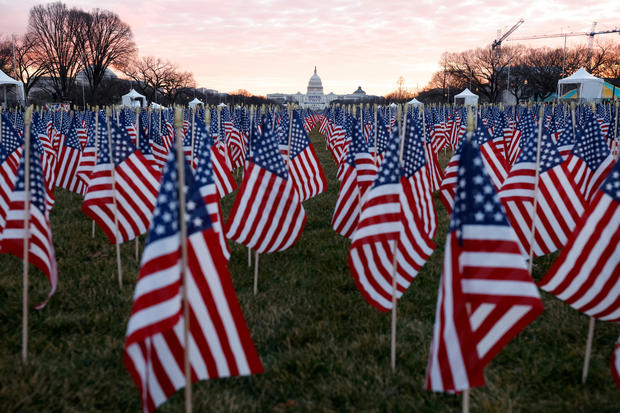 U.S. COVID-19 death toll tops 400,000 1