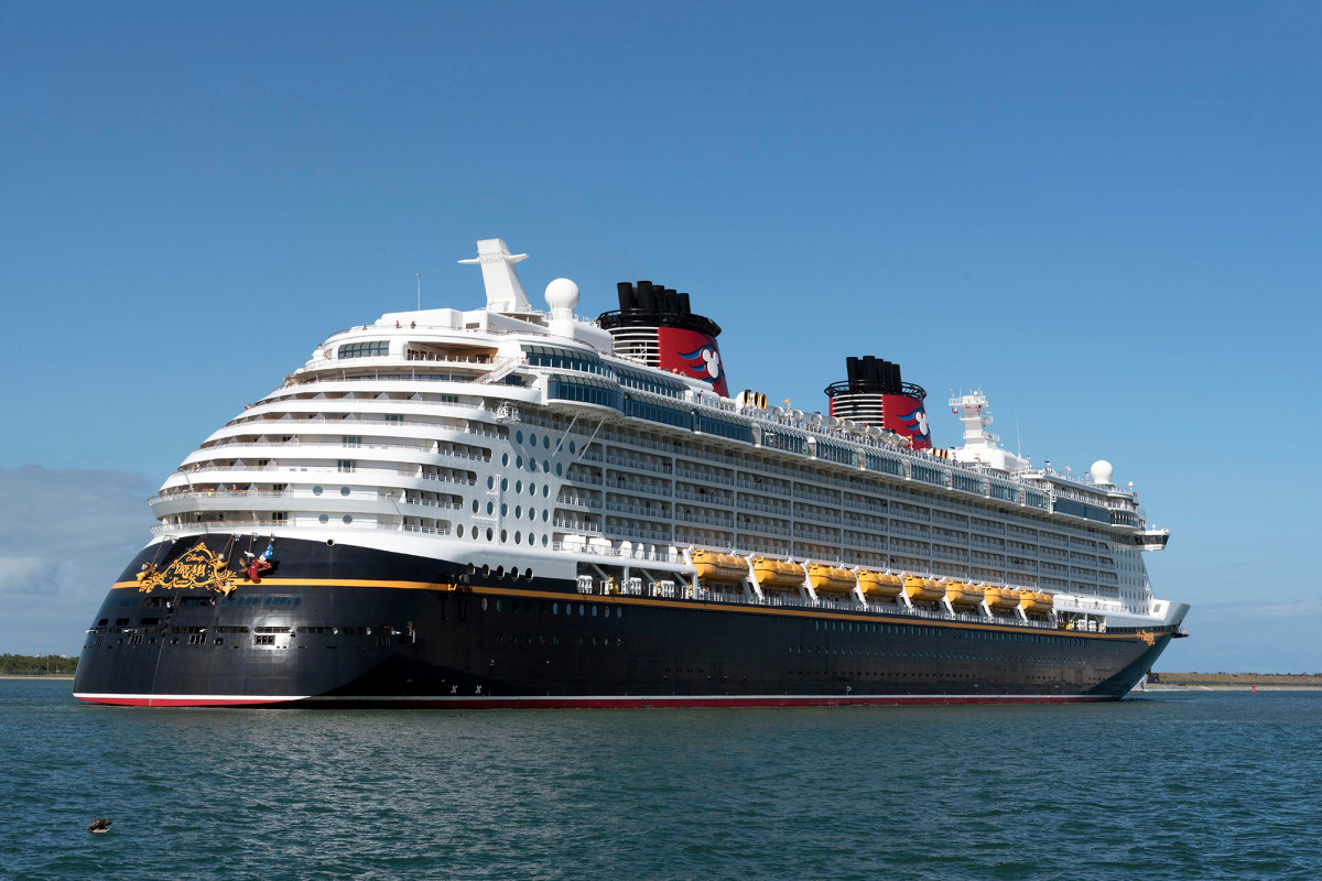 Disney cruises won’t relaunch in February as COVID-19 drags
on 1