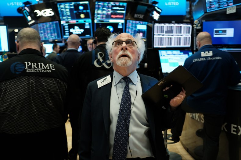 WallStreetBets Reopens After Shutdown, Market Turmoil, as
Mark Cuban Cheers 'The Little Guy' 1