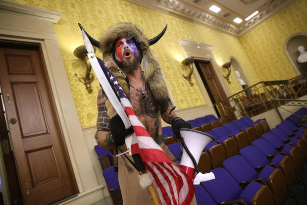 Capitol rioter "smitten" by Trump willing to speak at
impeachment trial 1