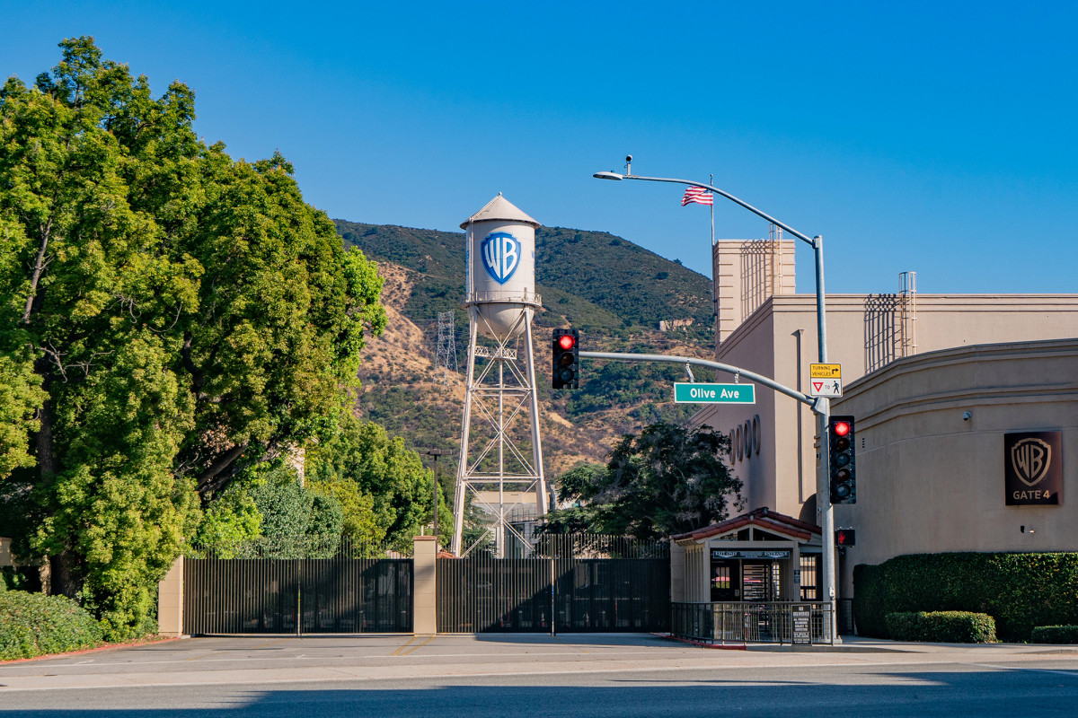 Hollywood torn over production shutdown amid rising COVID-19
cases 1