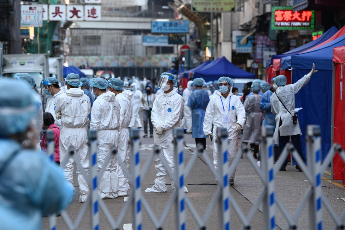 Hong Kong imposes strict COVID-19 lockdown 1